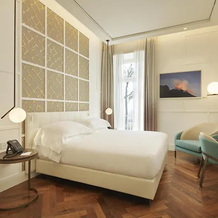 De Bonart Naples, Curio Collection By Hilton-3